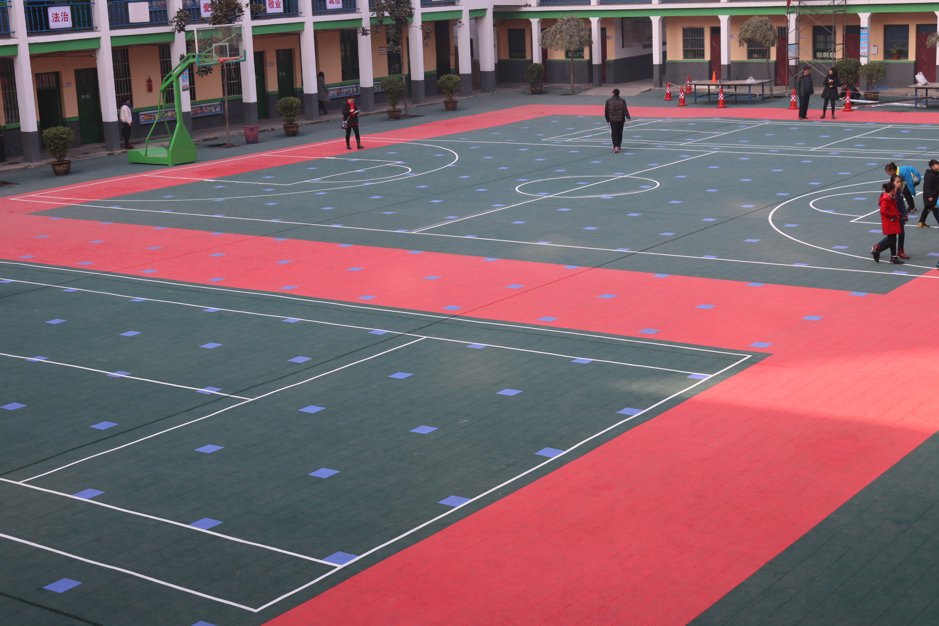 熱烈慶祝仲達(dá)塑膠攜手輝縣市城內(nèi)小學(xué)美化成功！