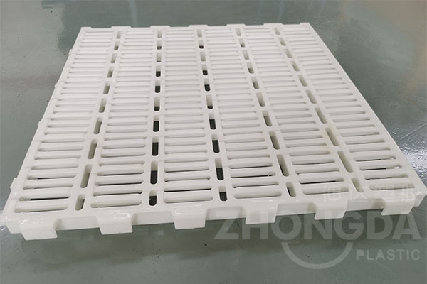 仲達塑膠塑料漏縫板采用什么材質(zhì)塑料？